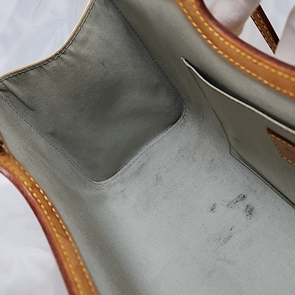 Authentic Louis Vuitton Roxbury Drive - Picture 16 of 16